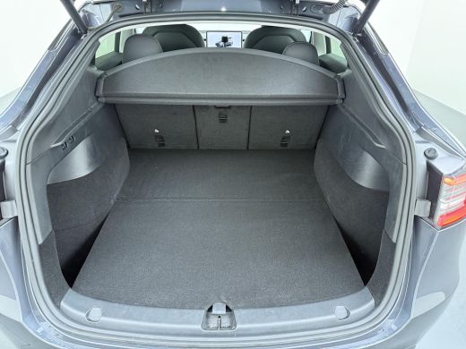 Tesla Model Y RWD 58 kWh AFNEEMBARE TREKHAAK| STOEL/ STUURVERW| AUTOPILOT| RIJKLAARPRIJS INCL. TESLA GARANTIE t... ActivLease financial lease