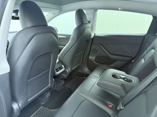 Tesla Model Y RWD 58 kWh AFNEEMBARE TREKHAAK| STOEL/ STUURVERW| AUTOPILOT| RIJKLAARPRIJS INCL. TESLA GARANTIE t... ActivLease financial lease