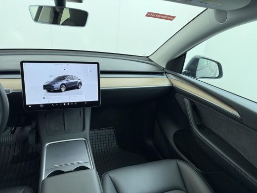 Tesla Model Y RWD 58 kWh AFNEEMBARE TREKHAAK| STOEL/ STUURVERW| AUTOPILOT| RIJKLAARPRIJS INCL. TESLA GARANTIE t... ActivLease financial lease