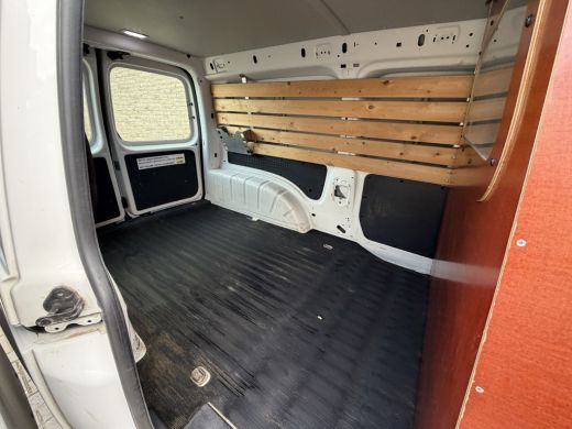 Volkswagen Caddy 2.0 TDI L2H1 BMT Maxi AUTOMAAT(DSG)EURO 6 parkeer sensoren ActivLease financial lease