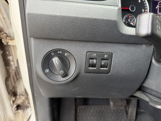 Volkswagen Caddy 2.0 TDI L2H1 BMT Maxi AUTOMAAT(DSG)EURO 6 parkeer sensoren ActivLease financial lease