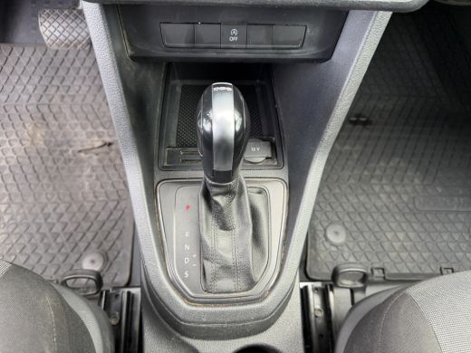 Volkswagen Caddy 2.0 TDI L2H1 BMT Maxi AUTOMAAT(DSG)EURO 6 parkeer sensoren ActivLease financial lease