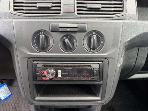 Volkswagen Caddy 2.0 TDI L2H1 BMT Maxi AUTOMAAT(DSG)EURO 6 parkeer sensoren ActivLease financial lease