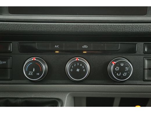 Volkswagen Crafter 35 2.0 TDI | Bakwagen | Laadklep | Zijdeur | 3000KG Trekgew. | 3-Zits | Airco | Cruise | Carplay ActivLease financial lease