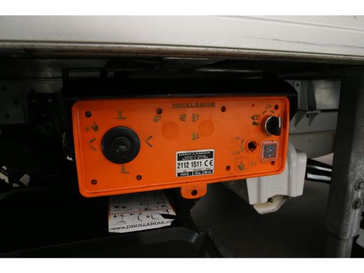 Volkswagen Crafter 35 2.0 TDI | Bakwagen | Laadklep | Zijdeur | 3000KG Trekgew. | 3-Zits | Airco | Cruise | Carplay ActivLease financial lease