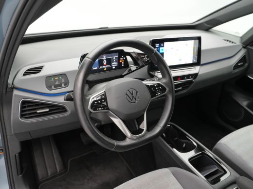 Volkswagen ID.3 Life 58 kWh 204pk Navigatie Stoelverwarming Acc Pdc 171 ActivLease financial lease