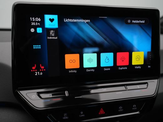 Volkswagen ID.3 Life 58 kWh 204pk Navigatie Stoelverwarming Acc Pdc 171 ActivLease financial lease