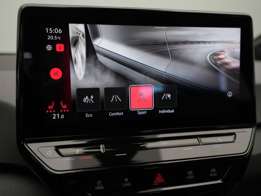 Volkswagen ID.3 Life 58 kWh 204pk Navigatie Stoelverwarming Acc Pdc 171 ActivLease financial lease