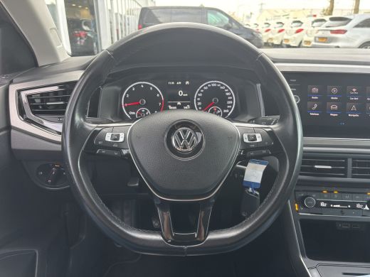 Volkswagen Polo 1.0 TSI Highline Business | Parkeer Sensoren | Stoelverwarming | Navi | Cruise ActivLease financial lease