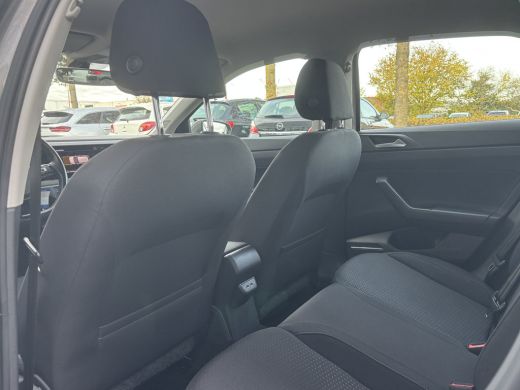 Volkswagen Polo 1.0 TSI Highline Business | Parkeer Sensoren | Stoelverwarming | Navi | Cruise ActivLease financial lease