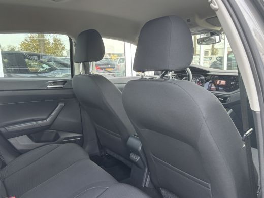 Volkswagen Polo 1.0 TSI Highline Business | Parkeer Sensoren | Stoelverwarming | Navi | Cruise ActivLease financial lease
