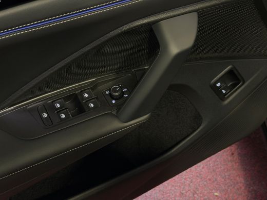 Volkswagen Tiguan 1.5 eHYBRID 272PK NW AUTO R-LINE BLACK PANO XL.NAVI BLACK.STYLE 360.CAM ELEK.KLEP MATRIX.LED 20''... ActivLease financial lease