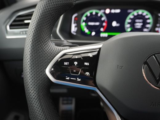 Volkswagen Tiguan 1.5 TSI R-Line Business VAN: 47.900,- VOOR: 39.877,- UW EINDEJAARSVOORDEEL: 8.023,- EURO R LINE i... ActivLease financial lease