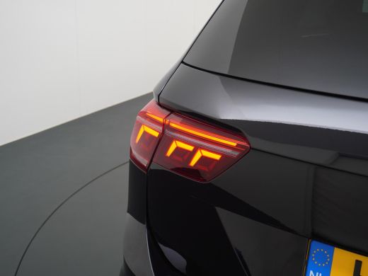 Volkswagen Tiguan 1.5 TSI R-Line Business VAN: 47.900,- VOOR: 39.877,- UW EINDEJAARSVOORDEEL: 8.023,- EURO R LINE i... ActivLease financial lease