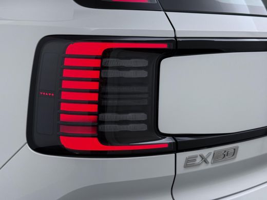 Volvo  EX30 Twin Motor Performance Plus 69 kWh ELEKTRISCHE STOEL. | STOEL/ STUUR VERWARMING |VOLVO FABRIEKSGA... ActivLease financial lease