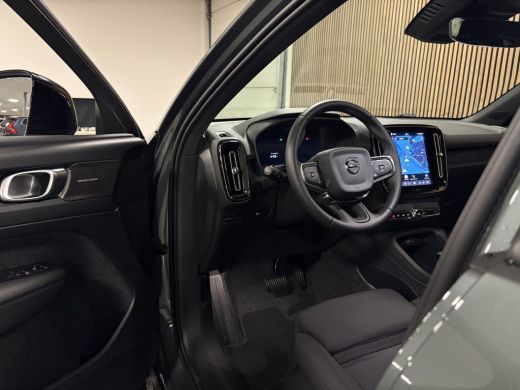 Volvo  EX40 Single Motor Extended Range Business Edition | 360° Camera | Harman Kardon | Adaptieve Cruise Con... ActivLease financial lease