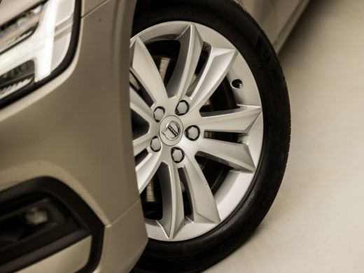 Volvo  V60 2.0 B3 Sport Automaat (APPLE CARPLAY, GROOT NAVI, KEYLESS, ADAPTIVE CRUISE, ELEK SPORTSTOELEN, GE... ActivLease financial lease