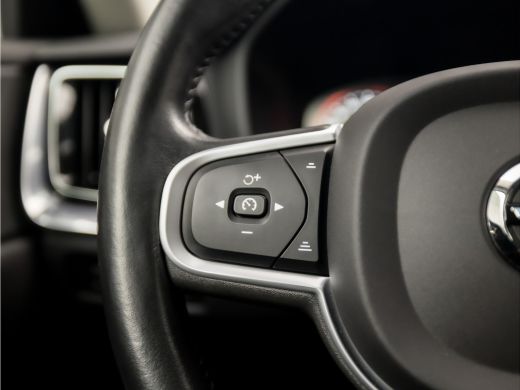 Volvo  V60 2.0 B3 Sport Automaat (APPLE CARPLAY, GROOT NAVI, KEYLESS, ADAPTIVE CRUISE, ELEK SPORTSTOELEN, GE... ActivLease financial lease