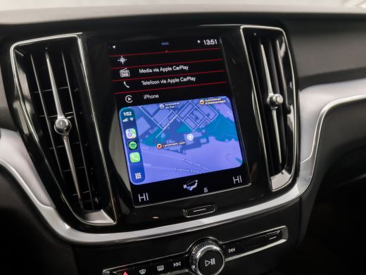 Volvo  V60 2.0 B3 Sport Automaat (APPLE CARPLAY, GROOT NAVI, KEYLESS, ADAPTIVE CRUISE, ELEK SPORTSTOELEN, GE... ActivLease financial lease