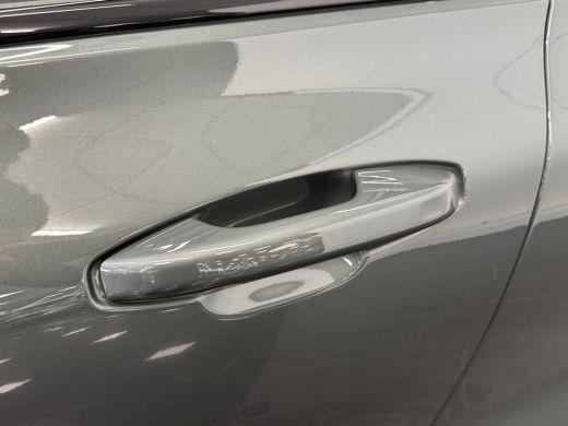 Volvo  V60 T6 Plug-in hybrid AWD Ultra Dark | Achterbank verwarmd | Airco separaat achter | Apple Carplay/An... ActivLease financial lease