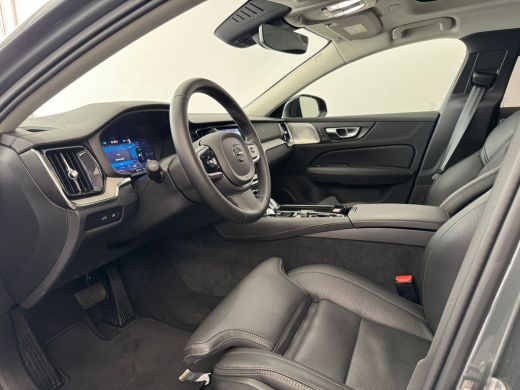 Volvo  V60 T6 Plug-in hybrid AWD Ultra Dark | Achterbank verwarmd | Airco separaat achter | Apple Carplay/An... ActivLease financial lease