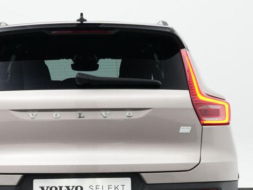 Volvo  XC40 Recharge Core 70 kWh Climate Pack: Warmtepomp | Stuur/Stoelverwarming | Getint-Glas | Camera | Ke... ActivLease financial lease