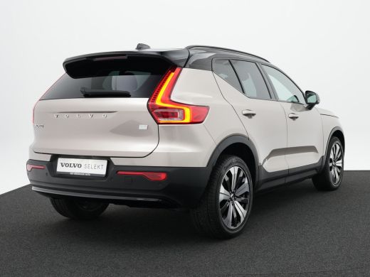 Volvo  XC40 Recharge Core 70 kWh Climate Pack: Warmtepomp | Stuur/Stoelverwarming | Getint-Glas | Camera | Ke... ActivLease financial lease