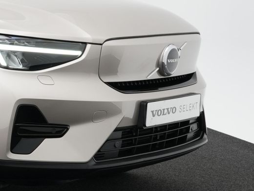 Volvo  XC40 Recharge Core 70 kWh Climate Pack: Warmtepomp | Stuur/Stoelverwarming | Getint-Glas | Camera | Ke... ActivLease financial lease