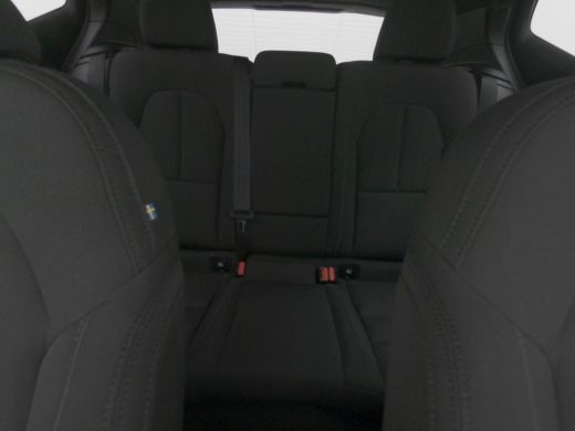 Volvo  XC40 Recharge Core 70 kWh Climate Pack: Warmtepomp | Stuur/Stoelverwarming | Getint-Glas | Camera | Ke... ActivLease financial lease