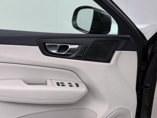 Volvo  XC60 2.0 T6 Plug-in hybrid AWD Inscription Expression VAN: 41.900,- VOOR: 37770,- UW EINDEJAARSVOORDEE... ActivLease financial lease