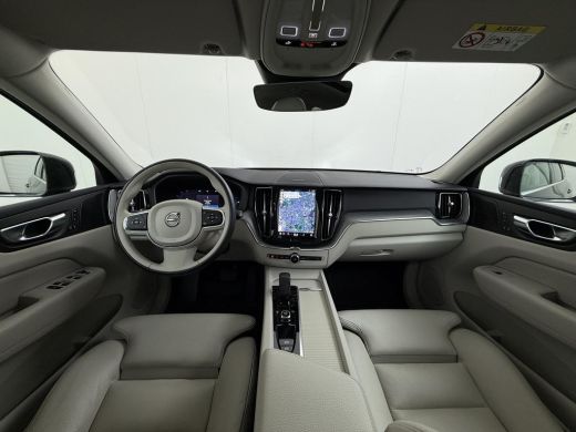 Volvo  XC60 2.0 T6 Plug-in hybrid AWD Inscription Expression VAN: 41.900,- VOOR: 37770,- UW EINDEJAARSVOORDEE... ActivLease financial lease