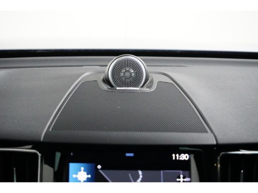 Volvo  XC60 T6 AWD R-Design Luchtvering | Bowers & Wilkins | Head-up display |  Adaptive Cruise | 360&deg; Camera... ActivLease financial lease