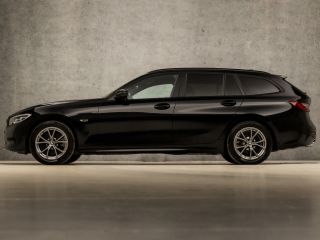 BMW 3 Serie Touring 320e High Executive 204Pk Automaat (APPLE CARPLAY, GROOT NAVI, COGNAC LEDER, TREKHAAK ELE...
