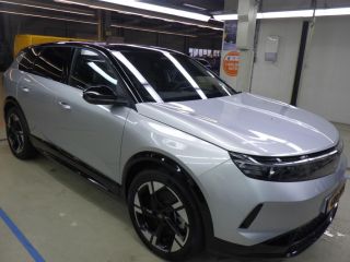 Opel Grandland GS 73 kWh | Apple Carplay/Android Auto|telefoonintegratie premium | Buitenspiegels verwarmbaar | ...