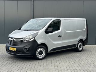 Opel Vivaro 1.6 CDTI 126 PK / L1H1 / 1e EIG. / TREKHAAK / ACHTERKLEP / AIRCO / CRUISE / NAVI / CAMERA / BLUET...