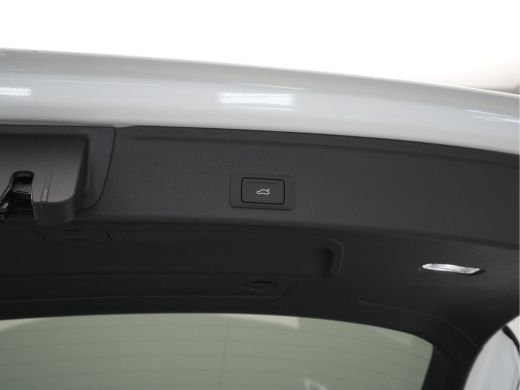 Audi A4 Avant 35 TFSI S Line edition Competition Navigatie Clima Cruise Pdc ActivLease financial lease