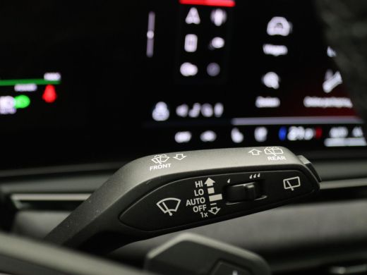 Audi A6 Avant 2.0 e-hybrid quattro S edition Competition 367PK Sportstoelen plus, head-up, B&O sound, Luc... ActivLease financial lease