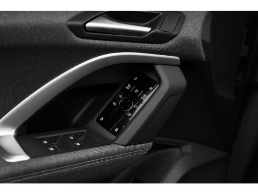 Audi Q5 S edition | Audi virtual cockpit | Exterieurpakket zwart | Hemelbekleding in zwart ActivLease financial lease