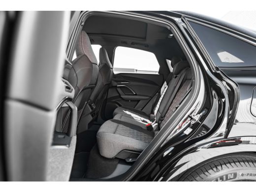 Audi Q5 Sportback S edition | Audi virtual cockpit | Exterieurpakket zwart | Hemelbekleding in zwart ActivLease financial lease