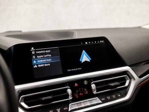 BMW 3 Serie Touring 330e High Executive Sportline 293Pk Automaat (APPLE CARPLAY, GROOT NAVI, LEDER, CAMERA, S... ActivLease financial lease