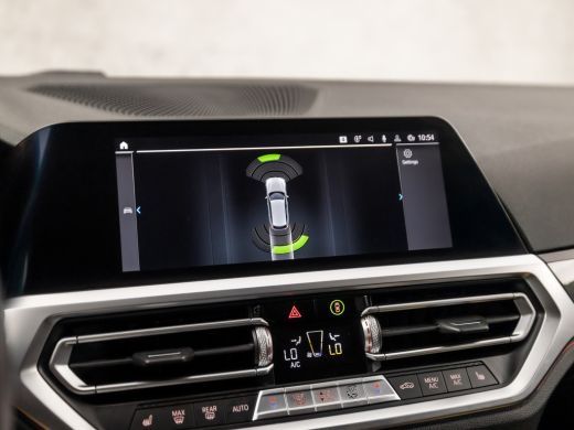 BMW 3 Serie Touring 330e High Executive Sportline 293Pk Automaat (APPLE CARPLAY, GROOT NAVI, LEDER, CAMERA, S... ActivLease financial lease