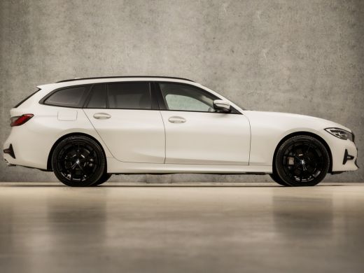 BMW 3 Serie Touring 330e High Executive Sportline 293Pk Automaat (APPLE CARPLAY, GROOT NAVI, LEDER, CAMERA, S... ActivLease financial lease