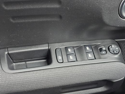 Citroën C3 Aircross 1.2 PureTech Shine ActivLease financial lease