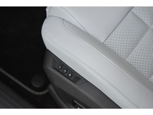 Citroën C5 Aircross Max Comfort Range 73 kWh DEMO-DEAL! | Schuif-/Kanteldak | Massage | Vol-Leder | Elektr. Stoelen |... ActivLease financial lease