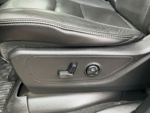 Dodge Ram 1500 1500 5.7 V8 4x4 REBEL Adapt.Cruise Pano HUD HK Full-Screen Leer 360Cam Crew Cab ActivLease financial lease