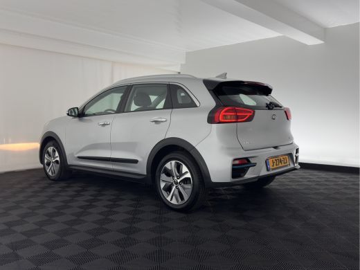 Kia e-Niro DynamicLine 64 kWh [ 3-Fase ] { SOH-100% } (INCL-BTW) Aut. *LEATHER-FABRIC | NAVI-FULLMAP | AMBIE... ActivLease financial lease