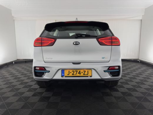 Kia e-Niro DynamicLine 64 kWh [ 3-Fase ] { SOH-100% } (INCL-BTW) Aut. *LEATHER-FABRIC | NAVI-FULLMAP | AMBIE... ActivLease financial lease