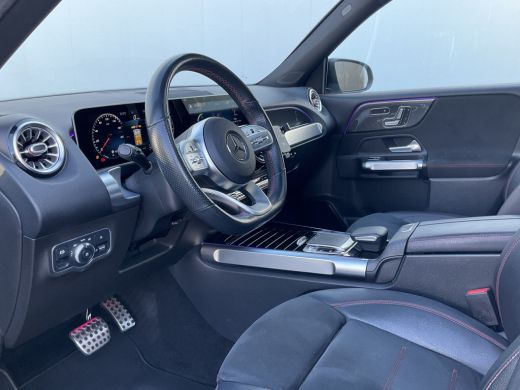 Mercedes-Benz GLB 7-Pers 200 Business Solution AMG 7p. Pano Memoryseats Trekhaak 7-Persoons ActivLease financial lease