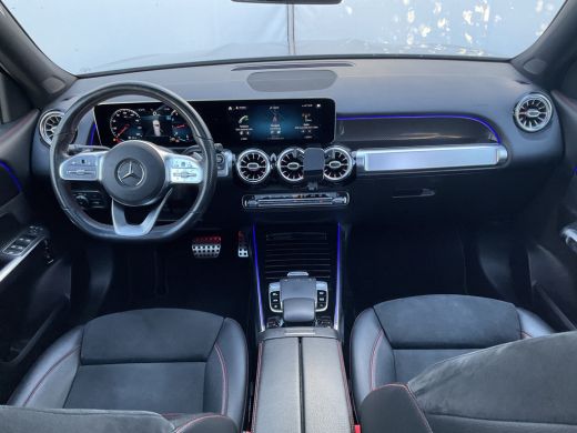 Mercedes-Benz GLB 7-Pers 200 Business Solution AMG 7p. Pano Memoryseats Trekhaak 7-Persoons ActivLease financial lease