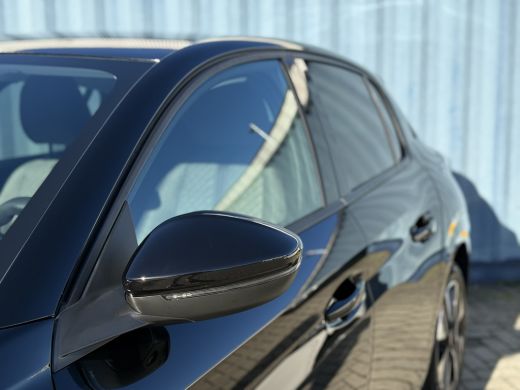 Peugeot 208 1.2 Hybrid 110 e-DCS6 Allure ActivLease financial lease